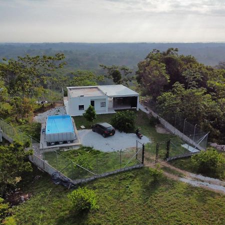 Cabana Campestre Con Piscina En La Hacienda Napoles Doradal 外观 照片